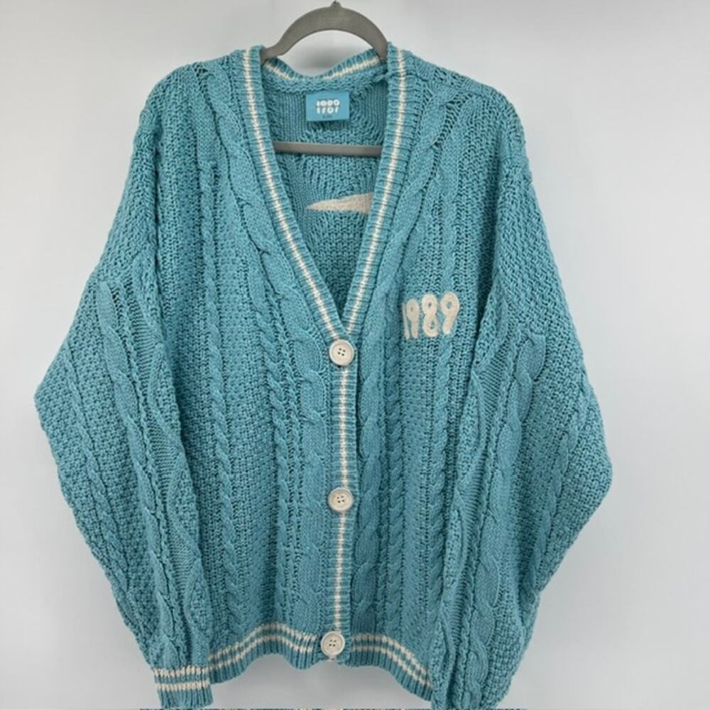 Taylor Swift 1989 Cardigan Cableknit Sweater Womens XL/2XL Light Blue Eras Tour